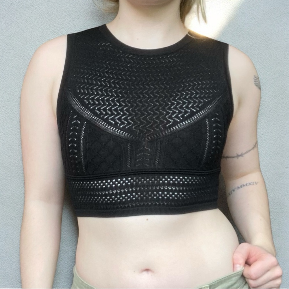 black cut out cropped tank top by Babaton